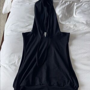 HALARA Black Sleeveless Hoodie
